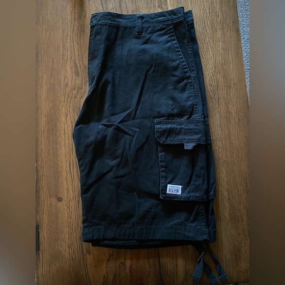 Men’s cargo shorts - Picture 2 of 5